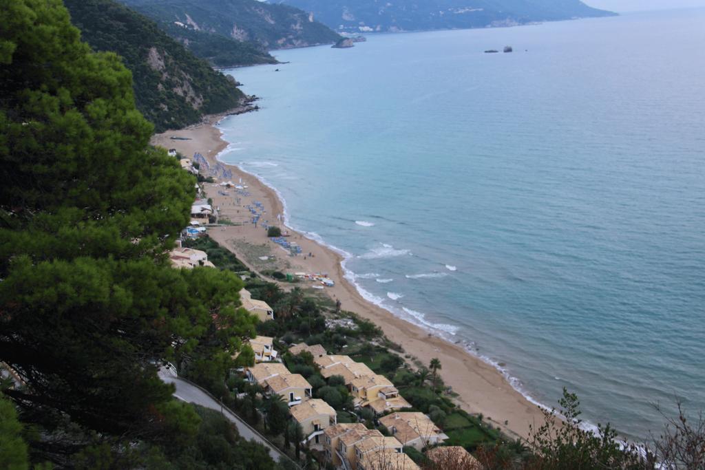 Corfu Glyfada Menigos Beach Apartments Ngoại thất bức ảnh