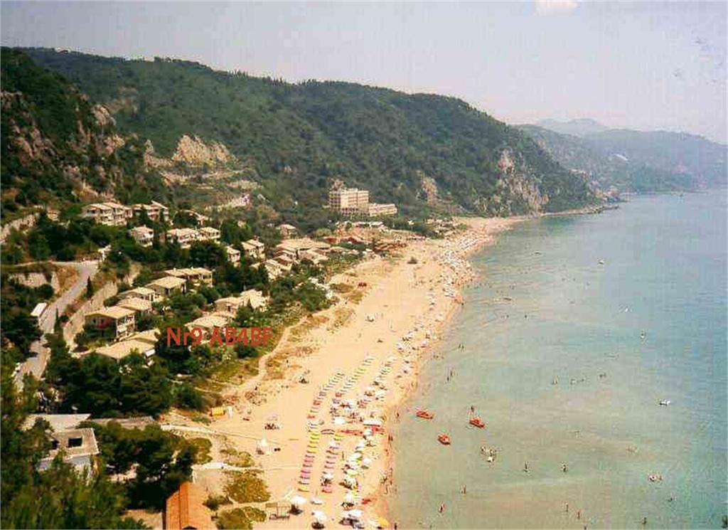 Corfu Glyfada Menigos Beach Apartments Ngoại thất bức ảnh