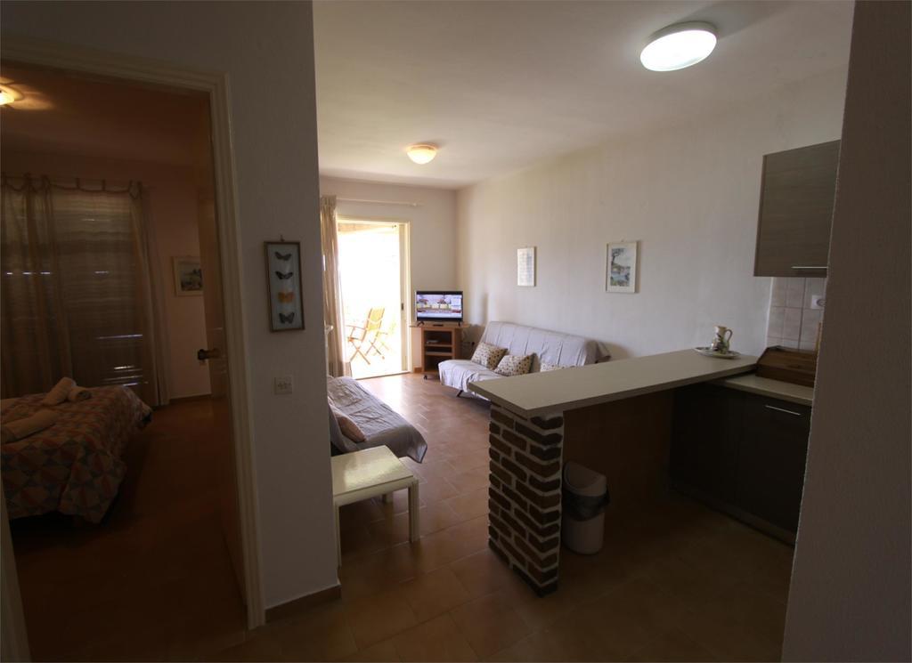 Corfu Glyfada Menigos Beach Apartments Ngoại thất bức ảnh