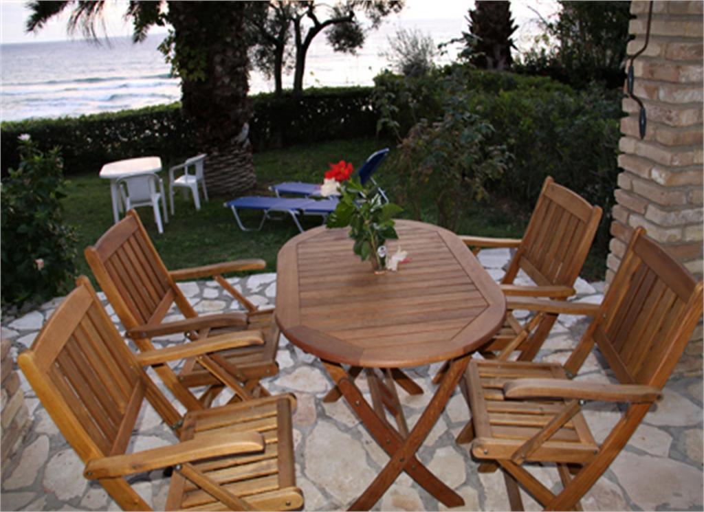 Corfu Glyfada Menigos Beach Apartments Ngoại thất bức ảnh