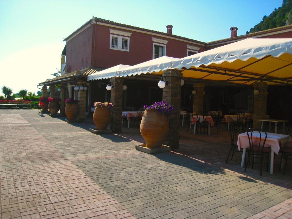 Corfu Glyfada Menigos Beach Apartments Ngoại thất bức ảnh