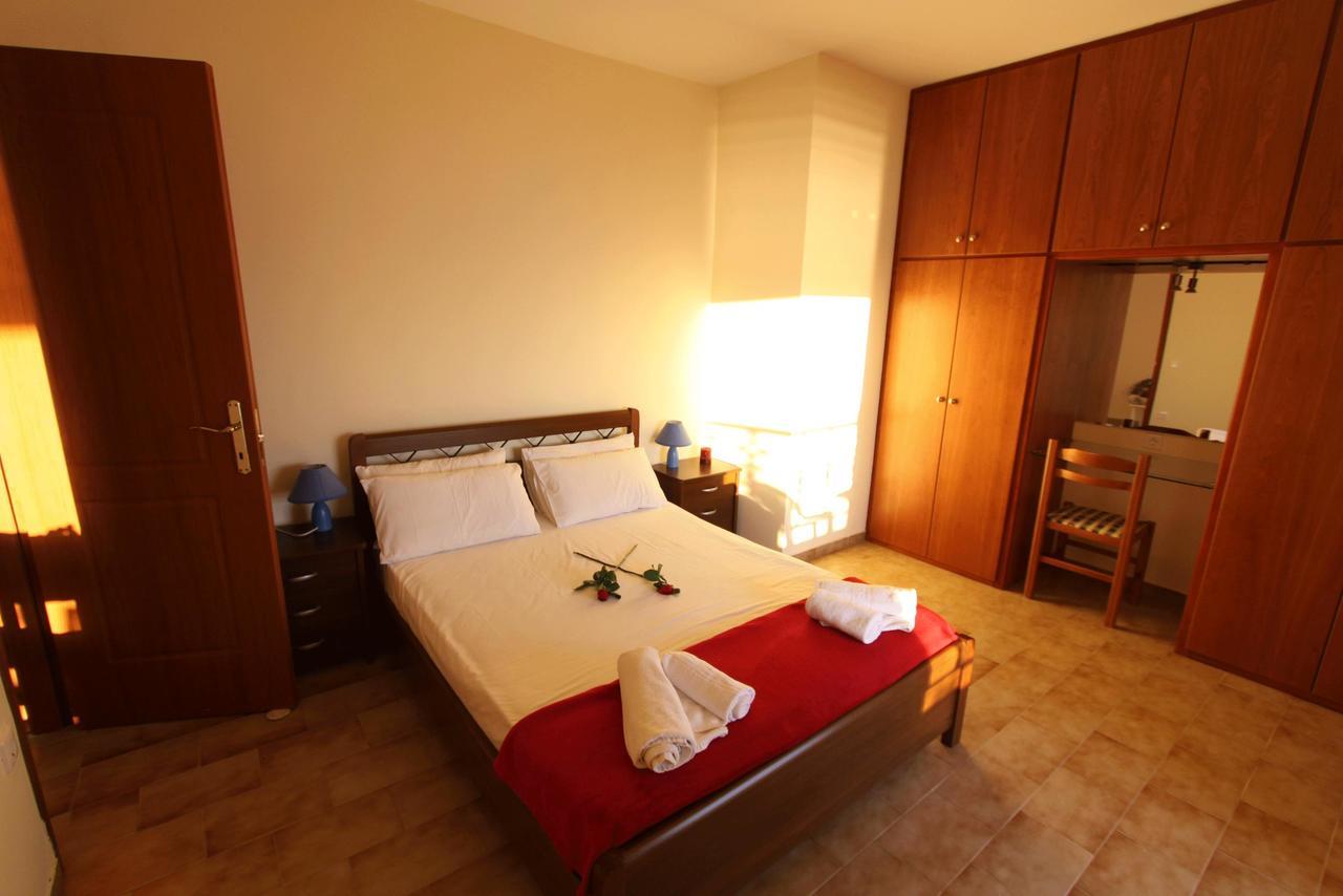 Corfu Glyfada Menigos Beach Apartments Ngoại thất bức ảnh