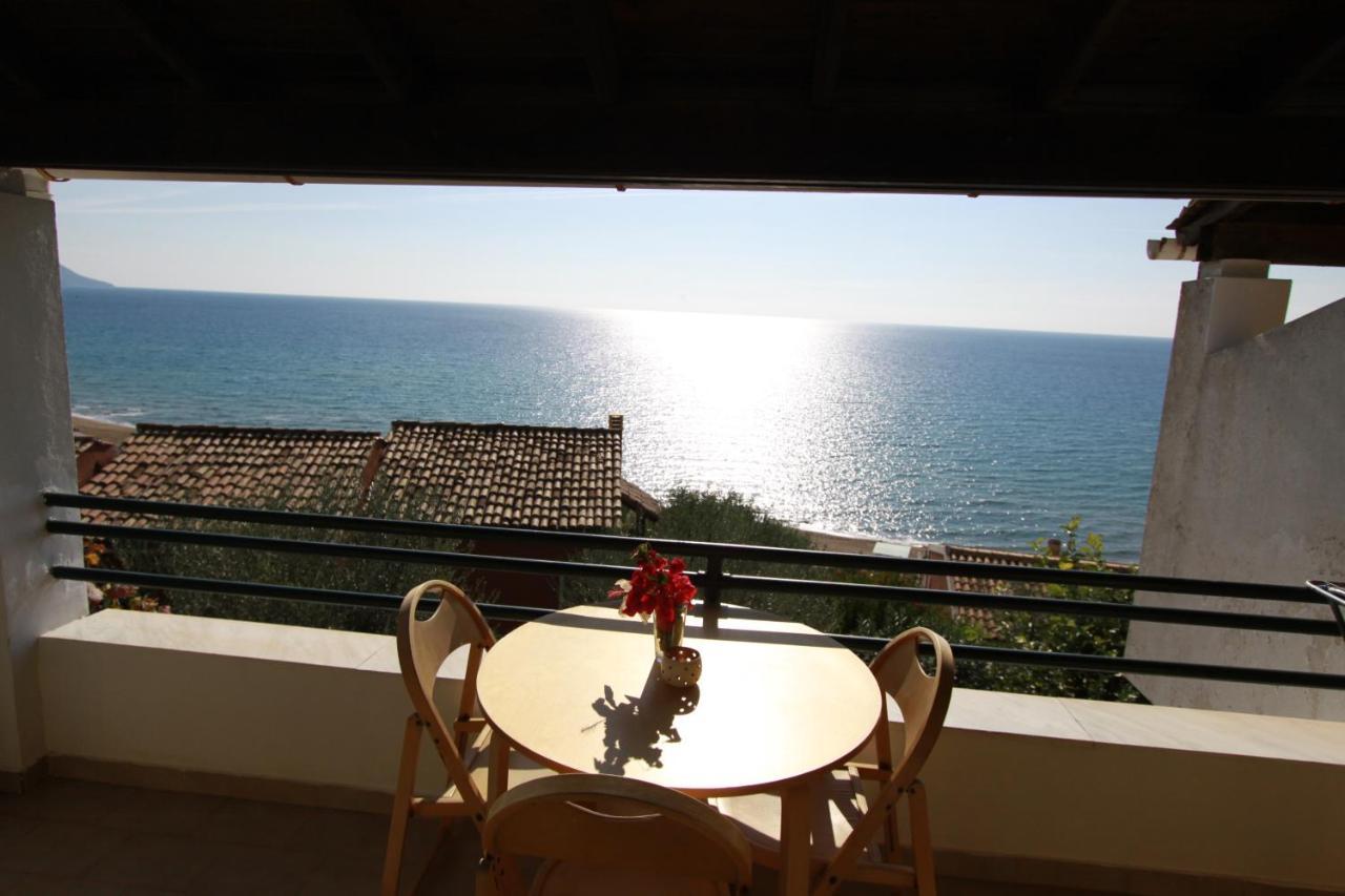 Corfu Glyfada Menigos Beach Apartments Ngoại thất bức ảnh