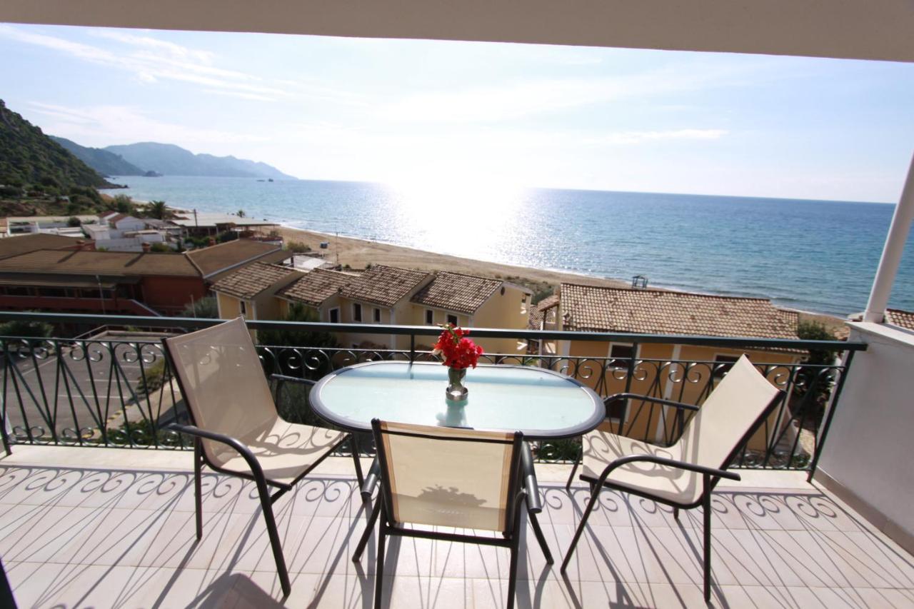 Corfu Glyfada Menigos Beach Apartments Ngoại thất bức ảnh