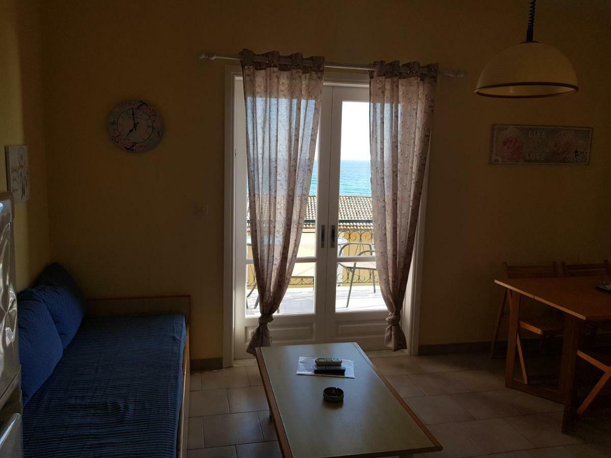 Corfu Glyfada Menigos Beach Apartments Ngoại thất bức ảnh