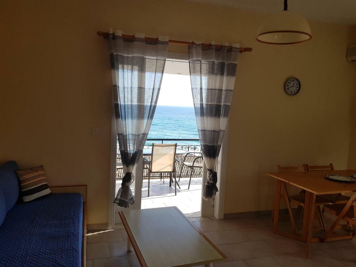 Corfu Glyfada Menigos Beach Apartments Ngoại thất bức ảnh
