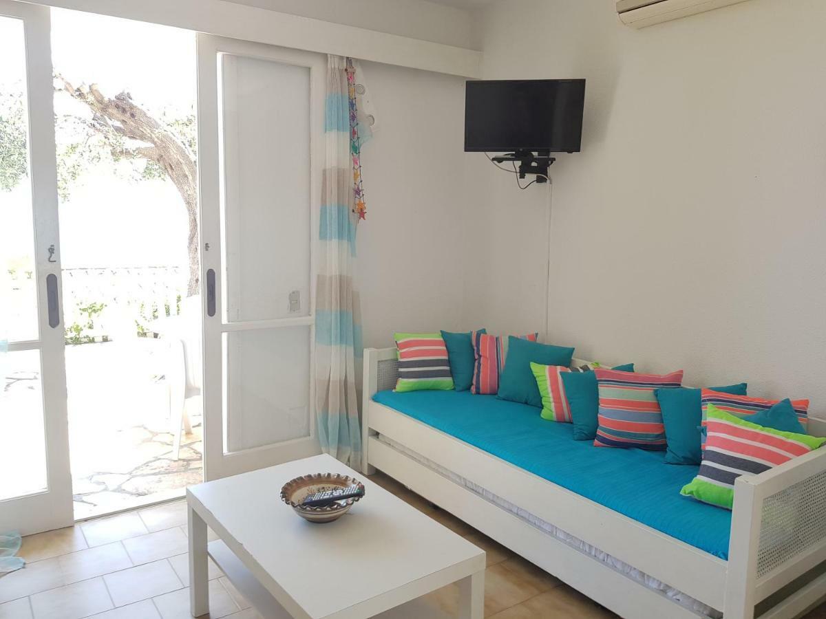 Corfu Glyfada Menigos Beach Apartments Ngoại thất bức ảnh